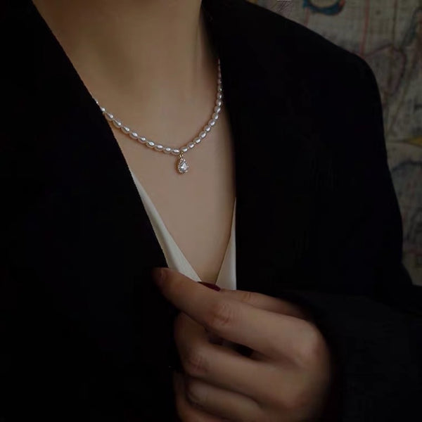 Small CZ Pendant Pearl Necklace - Zafari Studio Jewelry